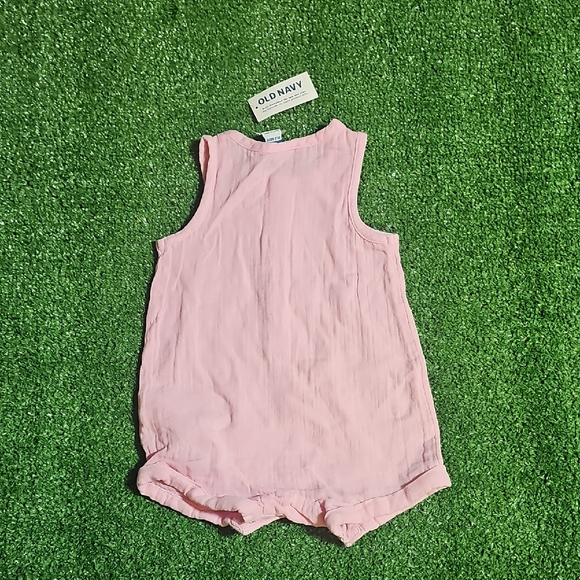 Old Navy Light Pink Baby Romper with Buttons - Picture 4 of 4